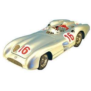  CMC CMC057 118 Mercedes W196R Stirling Moss No.16 Toys & Games
