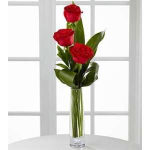 Legendary Roses Red Rose Flower Bouquet   Three Stems Of 24 Inch Roses 
