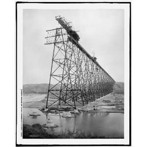  Erecting Lethbridge viaduct,Lethbridge,Alberta