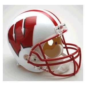 Wisconsin Badgers Riddell Deluxe Replica Helmet