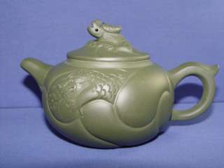 Chinese Yixing Zisha teapot dragon shape  