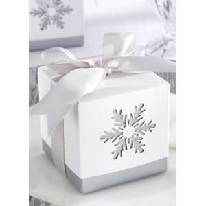  Davids Bridal Winter Dreams Snowflake Favor Box Set of 24 