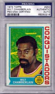 Wilt Chamberlain Autographed Signed 1974 Topps Card PSA/DNA #65050216 