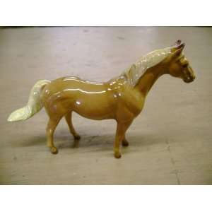    Hagen Renaker Silky Sullivan Horse Figurine