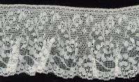   PLEATED IVORY LACE FABRIC SEWING FABRIC TRIM 19 YARDS WHOLESALE  