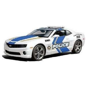 Maisto 1/24 Scale Diecast 2010 Chevrolet Camaro Rs Police Car in Color 