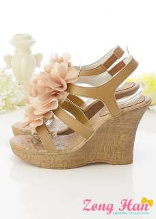 Romantic Petals Wedge Platform Sandals   