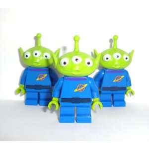  Lego Toy Story 3 Mini Figures   Alien 3 Pack 