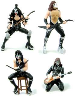   1x paul stanley 1x ace frehley 1x peter criss approximately 4 5 inches