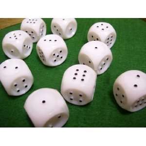    Six Sided Tactile Dice for the Visually Impaired Toys & Games