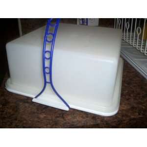 Vintage Tupperware Square Cake Carrier w/Blue Handle