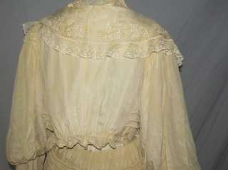 Victorian ca. 1905 Silk Gown w Train / Lace SM  