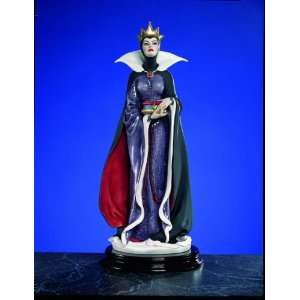    Giuseppe Armani Evil Queen Walt Disney Figurine