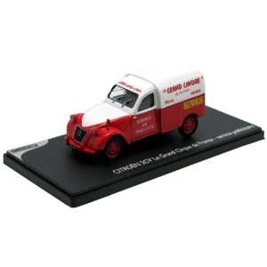  Citroen Type H Grand Circus of France   1/43rd Scale 