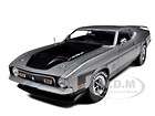 1971 FORD MUSTANG MACH 1 SILVER 1/18 DIECAST MODEL CAR BY SUNSTAR 