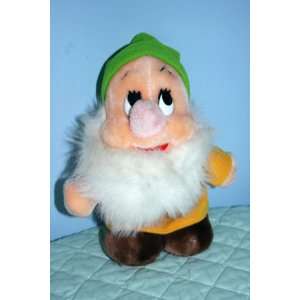 com Sleepy Stuffed Character Toy From Snow White and the Seven Dwarfs 