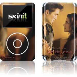  Skinit Breaking Dawn  Bella and Edward Vinyl Skin for iPod 