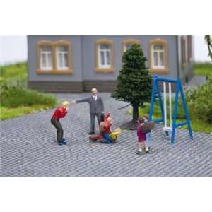  Noch 11527 HO At the School Yard Toys & Games