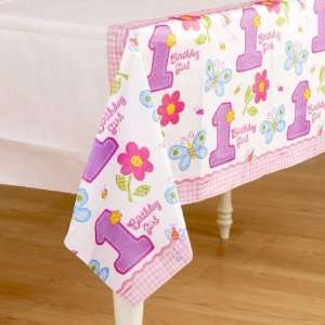  Hugs and Stitches Girl Paper Tablecover 