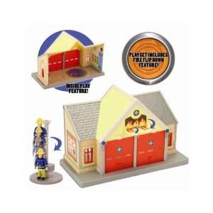  Fireman Sam   Fire Station Playset w/ Figure Toys & Games