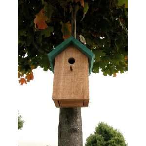  Handmade Cedar Birdhouse   Chickadee 