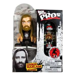   Figure Set   CHRIS HASLAM Almost with Fingerboard Toys & Games