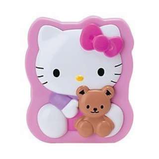 This is totally adorable Hello Kitty and Bear Mirror and Comb Goes 