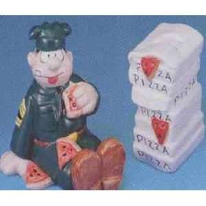   Beetle Bailey Sarge & Pizza Salt and Pepper Shakers