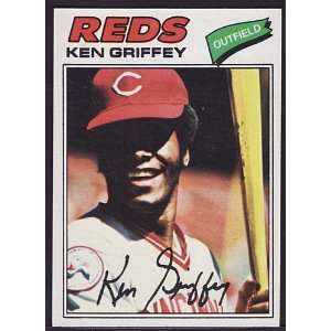 1977 Topps #320 Ken Griffey 