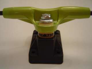 NOS Gullwing Sidewinder 8.5 Skateboard Trucks GREEN  