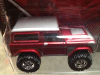 hot wheels GARAGE 67 FORD BRONCO from 20 car SET FORD VS GM  