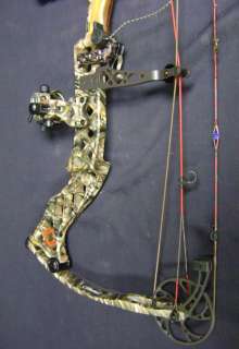 MATHEWS SOLOCAM Z7 RIGHT HANDED COMPOUND BOW~60#~26.5 DRAW LENTGH~NO 
