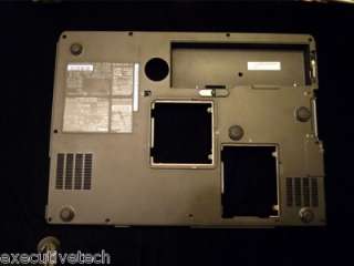 Dell Inspiron 9300 Laptop OEM bottom case for parts   