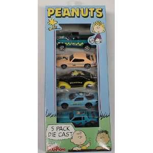   Peanuts Snoopy & Charlie Brown 5 Pack of Die Cast Cars Toys & Games