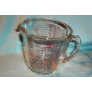  Pyrex 1 Qt. Liquid Measuring Cup w/ Red Lettering 