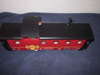 LGB 43714 G SCALE A.T.&S.F. SANTA CABOOSE WITH LIGHTS & METAL WHEELS 