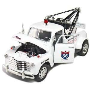  Jada Toys 1953 Chevy TowTruck (White) Toys & Games