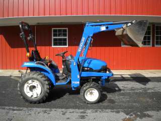   HOLLAND TC18 4x4 COMPACT UTILITY TRACTOR W/ LOADER HYDROSTATIC 745 HRS