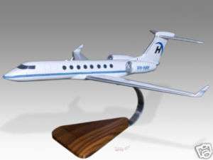 Gulfstream G650 VH HAY Wood Desktop Airplane Model  