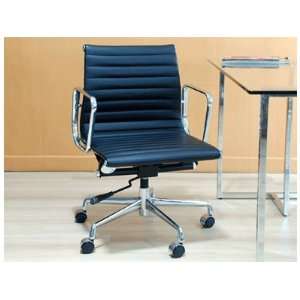  Aluminum Group Chair in Leather on Wheels
