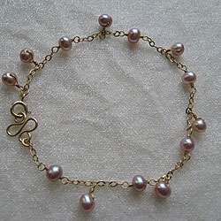 14k Gold and Pink Pearl Tiffany Baby Bracelet (2 mm)  
