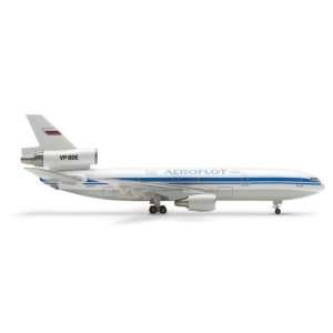  Herpa Aeroflot DC 10 40F 1/400 Toys & Games