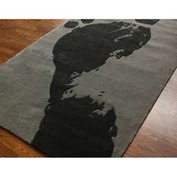 Handmade Alexa Pino Footprint Rug (5 x 8)  