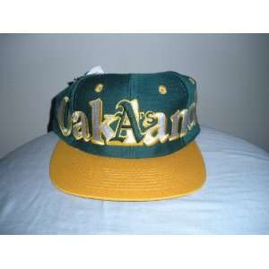    Oakland As Vintage Wrap Around Snapback Hat 