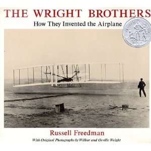    How They Invented the Airplane [Paperback] Russell Freedman Books