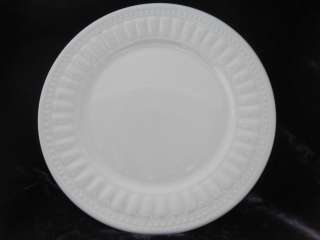   FINE CHINA MAJESTICWARE DINNER PLATE WHITE DINNERWARE   MINT  