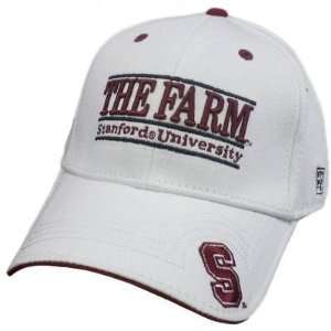   FARM CARDINAL TREE FLEX FIT NCAA GAME LICENSED WHITE RED BLACK Sports