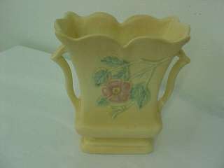 Vintage Hull Pottery Dogwood Blossom 309 Vase  