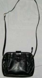 GUC Towanny Black Leather 3 Compartment Purse  