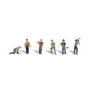  Track Workers (O scale) Toys & Games